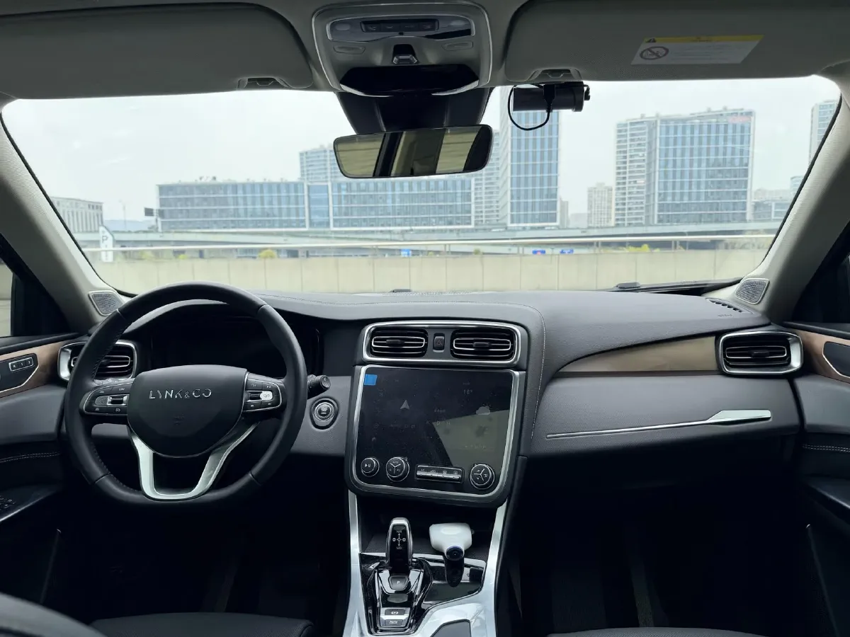 2019 Beijing BJ40 2.0T 218HP L4 6AT,autocango,china used car exporter,china ev exporter,chinese used car exporter,chinese used ev exporter