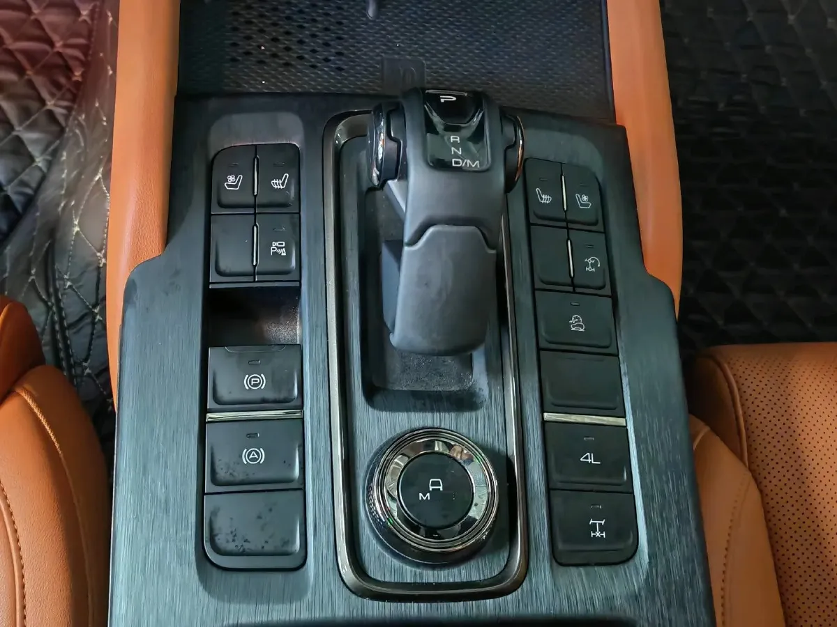 2024 Haval H9 2.0T 224HP L4 8AT,autocango,china used car exporter,china ev exporter,chinese used car exporter,chinese used ev exporter