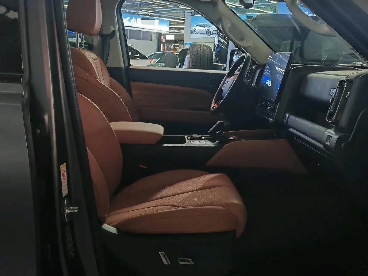 2024 Haval H9 2.0T 224HP L4 8AT,autocango,china used car exporter,china ev exporter,chinese used car exporter,chinese used ev exporter