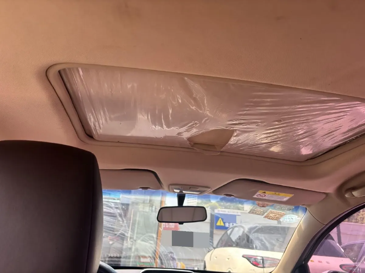 2017 BaoJun 310W 1.5L 112HP L4 6MT,autocango,china used car exporter,china ev exporter,chinese used car exporter,chinese used ev exporter