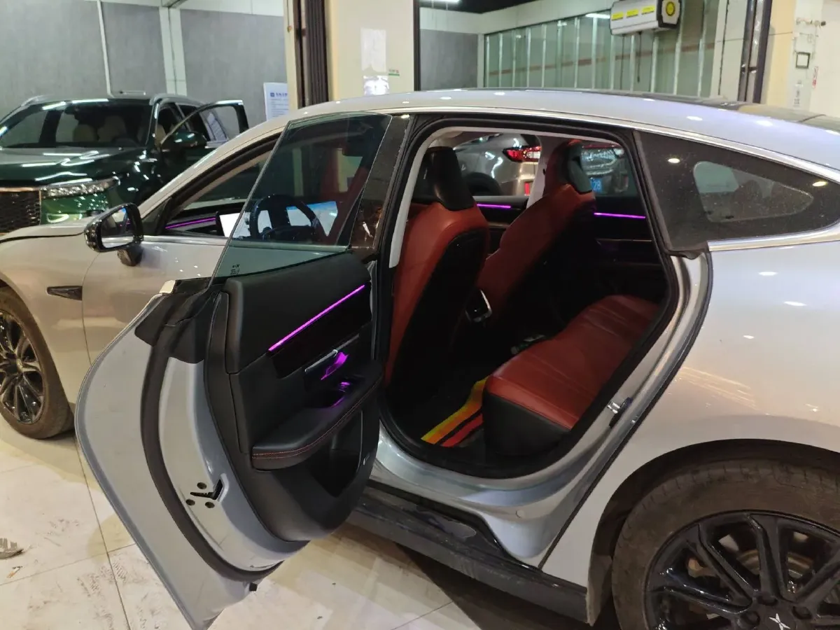 2021 BMW 3 Series 2.0T 258HP L4 8AT,autocango,china used car exporter,china ev exporter,chinese used car exporter,chinese used ev exporter