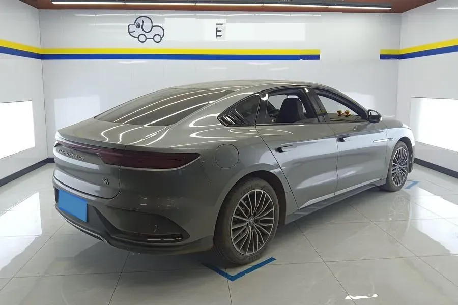 2022 Volkswagen Tiguan L 2.0T 186HP L4 7DCT,autocango,china used car exporter,china ev exporter,chinese used car exporter,chinese used ev exporter