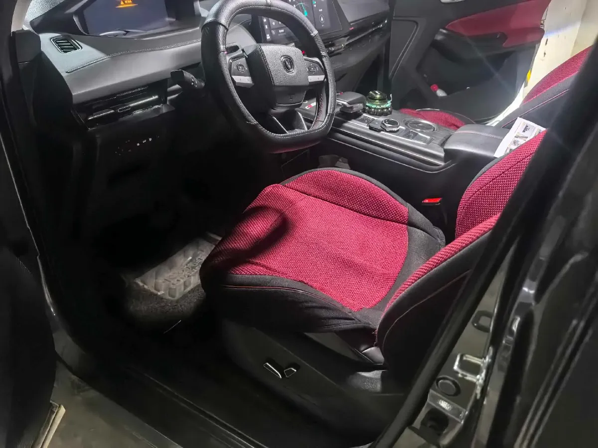 2022 ChangAn CS55 Plus 1.5T 188HP L4 7DCT,autocango,china used car exporter,china ev exporter,chinese used car exporter,chinese used ev exporter