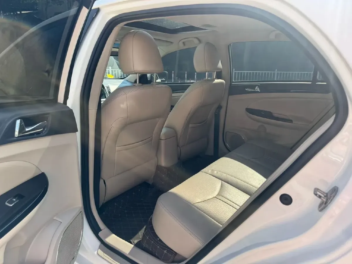 2018 Peugeot 4008 1.6T 167HP L4 6AT,autocango,china used car exporter,china ev exporter,chinese used car exporter,chinese used ev exporter