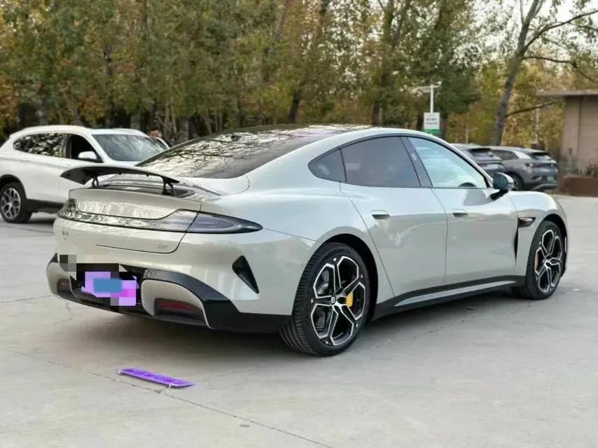 2024 MI SU7 BEV 94.3KWH,autocango,china used car exporter,china ev exporter,chinese used car exporter,chinese used ev exporter