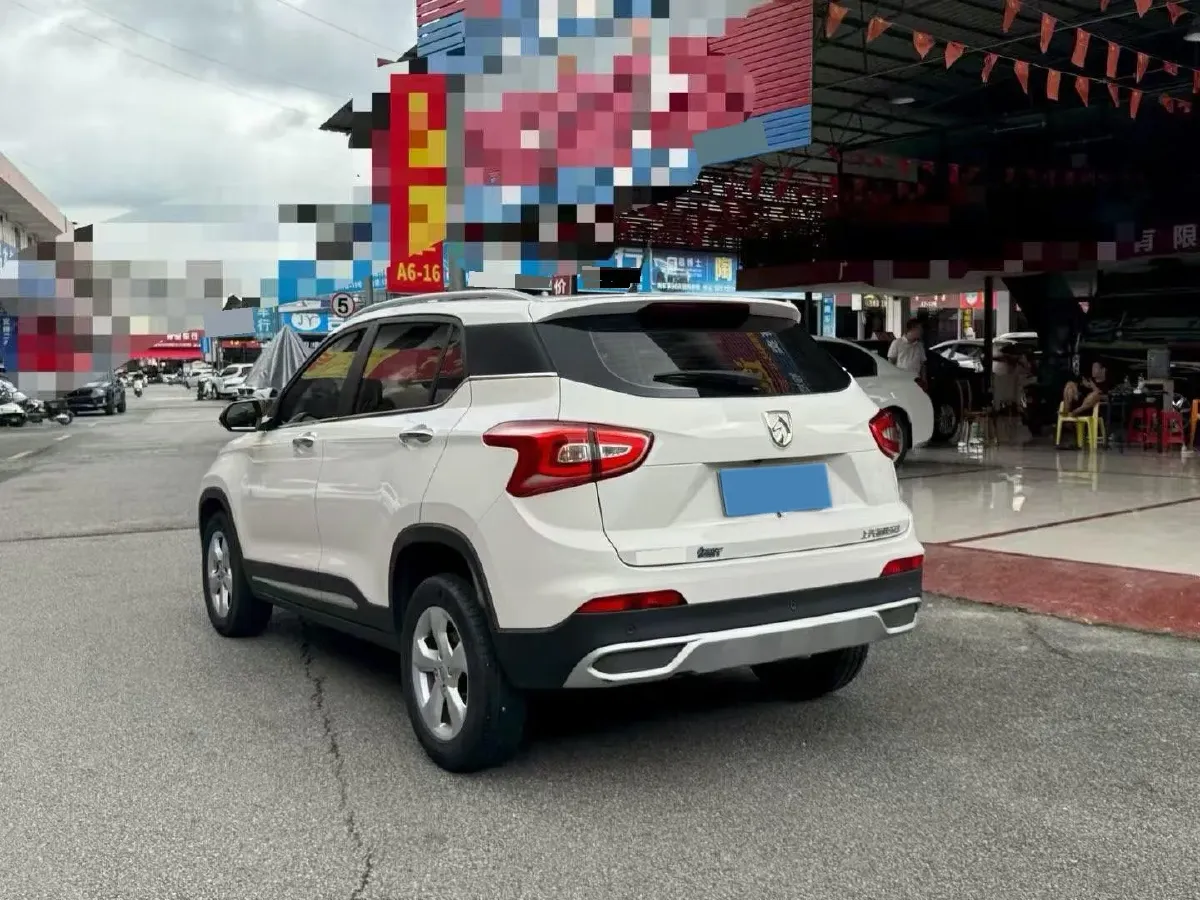 2017 BaoJun 310W 1.5L 105HP L4 6MT,autocango,china used car exporter,china ev exporter,chinese used car exporter,chinese used ev exporter