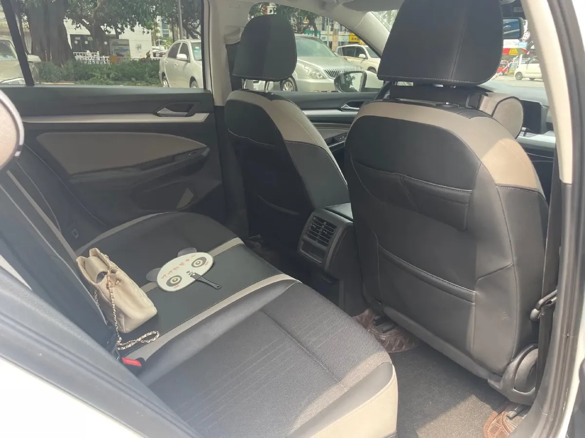 2021 Volkswagen Golf 1.4T 150HP L4 7DCT,autocango,china used car exporter,china ev exporter,chinese used car exporter,chinese used ev exporter