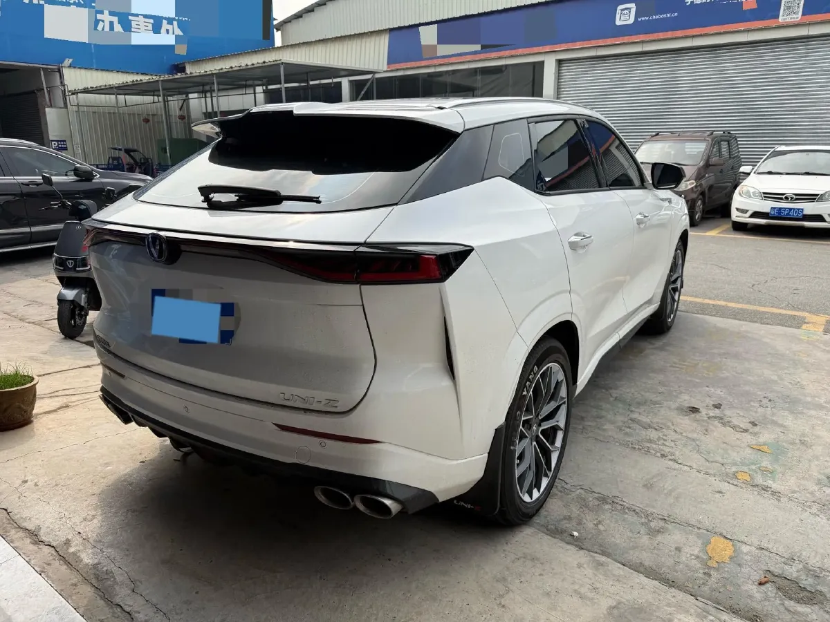 2025 ChangAn UNI-Z 1.5T 188HP L4 7DCT,autocango,china used car exporter,china ev exporter,chinese used car exporter,chinese used ev exporter