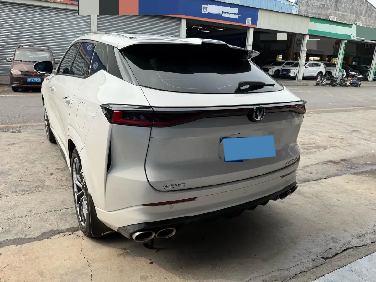 2025 ChangAn UNI-Z 1.5T 188HP L4 7DCT,autocango,china used car exporter,china ev exporter,chinese used car exporter,chinese used ev exporter