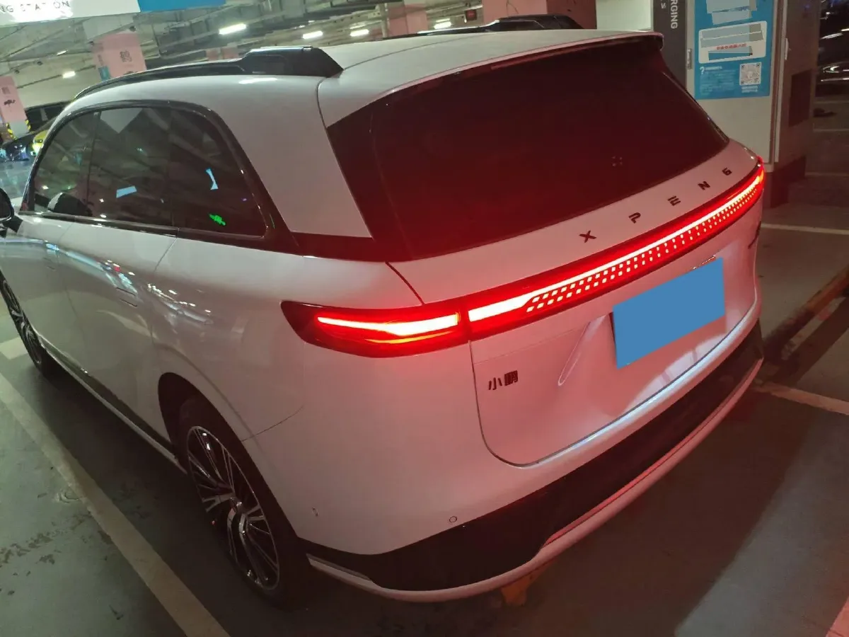 2022 Jeep Gladiator 3.6L 284HP V6 8AT,autocango,china used car exporter,china ev exporter,chinese used car exporter,chinese used ev exporter