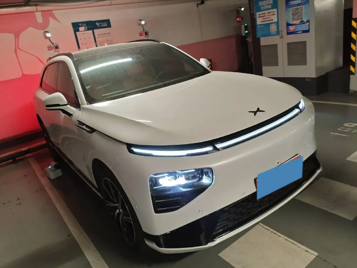 2022 Jeep Gladiator 3.6L 284HP V6 8AT,autocango,china used car exporter,china ev exporter,chinese used car exporter,chinese used ev exporter