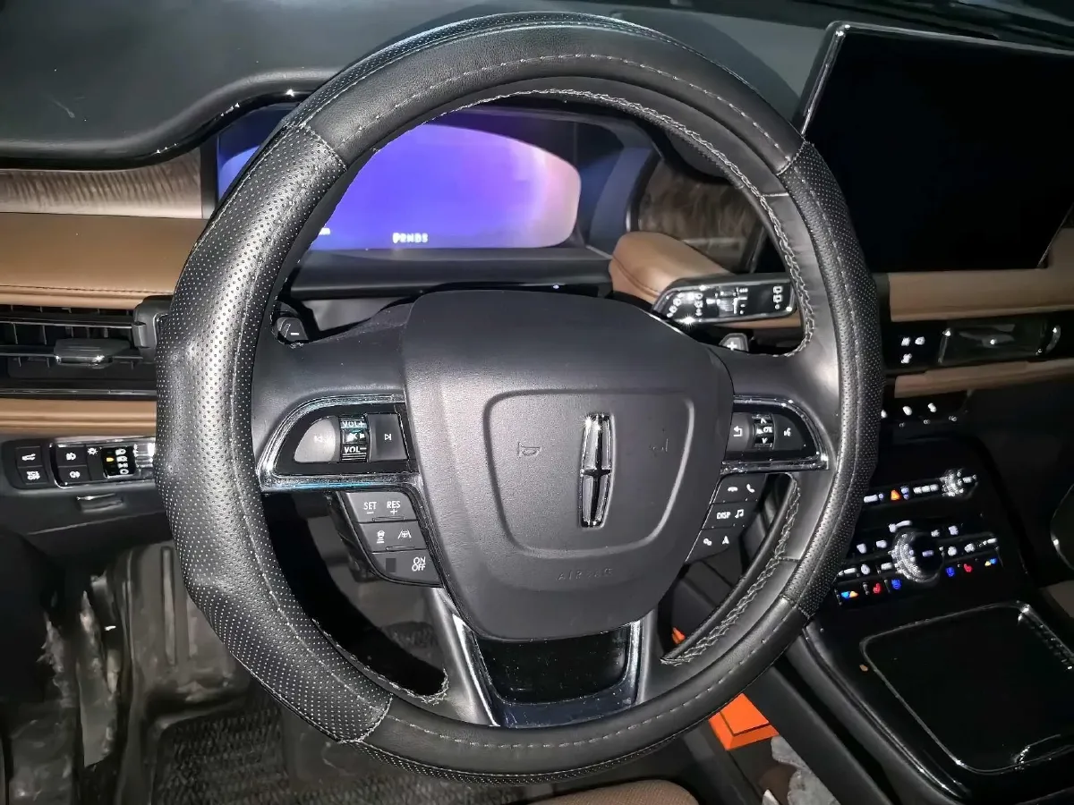 2021 Lincoln Nautilus 2.7T 322HP V6 8AT,autocango,china used car exporter,china ev exporter,chinese used car exporter,chinese used ev exporter