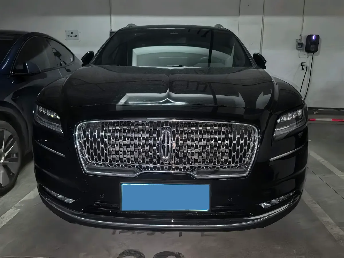 2021 Lincoln Nautilus 2.7T 322HP V6 8AT,autocango,china used car exporter,china ev exporter,chinese used car exporter,chinese used ev exporter