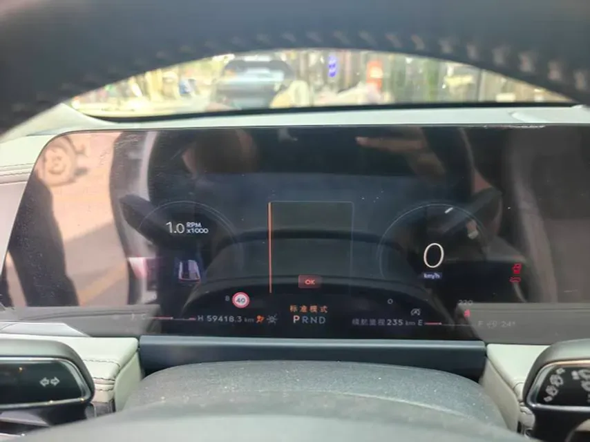 2023 Lincoln Corsair 2.0T 261HP L4 8AT,autocango,china used car exporter,china ev exporter,chinese used car exporter,chinese used ev exporter