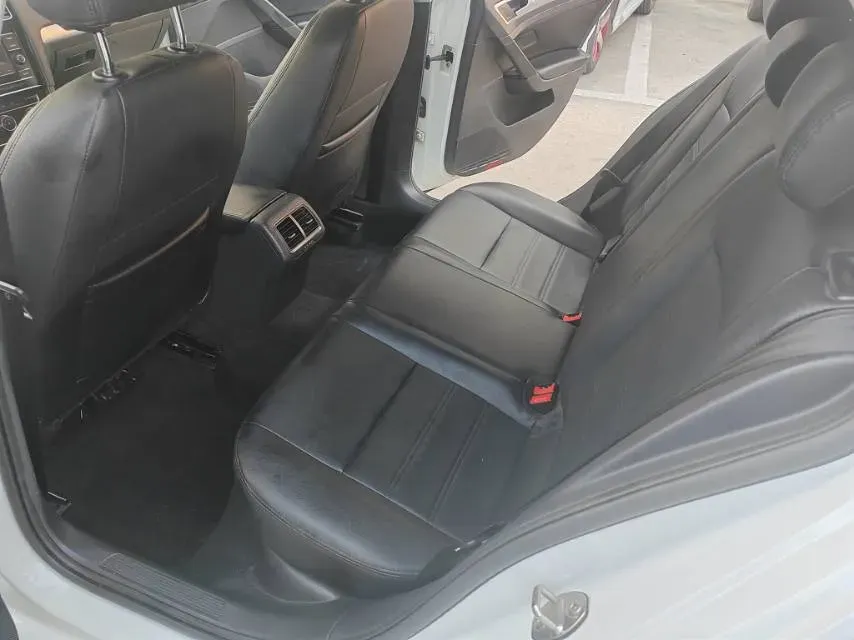 2018 Volkswagen Golf 1.6L 110HP L4 6AT,autocango,china used car exporter,china ev exporter,chinese used car exporter,chinese used ev exporter