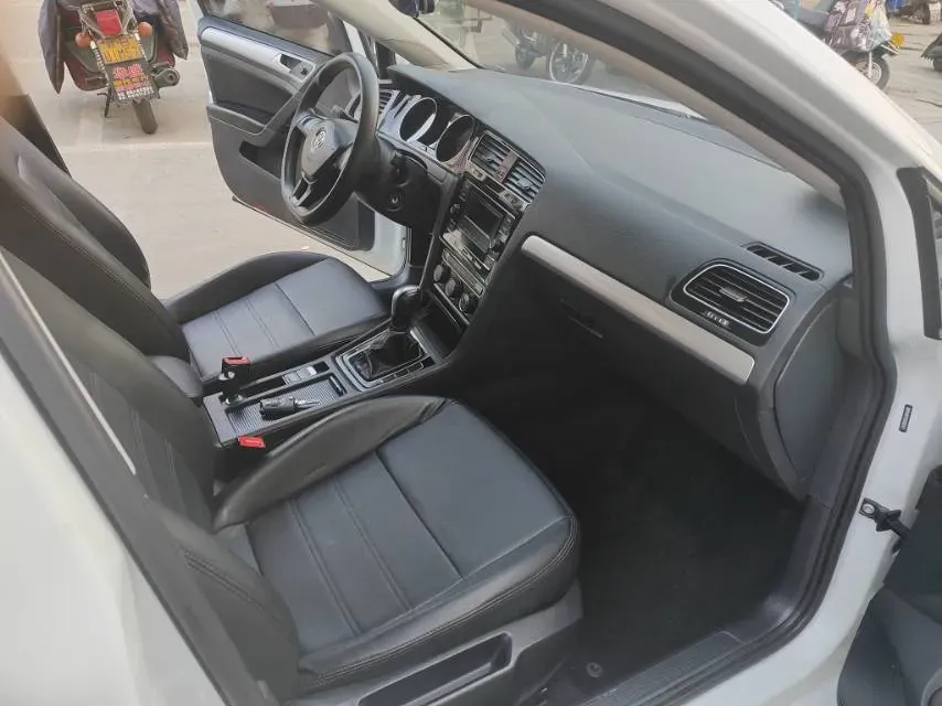 2018 Volkswagen Golf 1.6L 110HP L4 6AT,autocango,china used car exporter,china ev exporter,chinese used car exporter,chinese used ev exporter