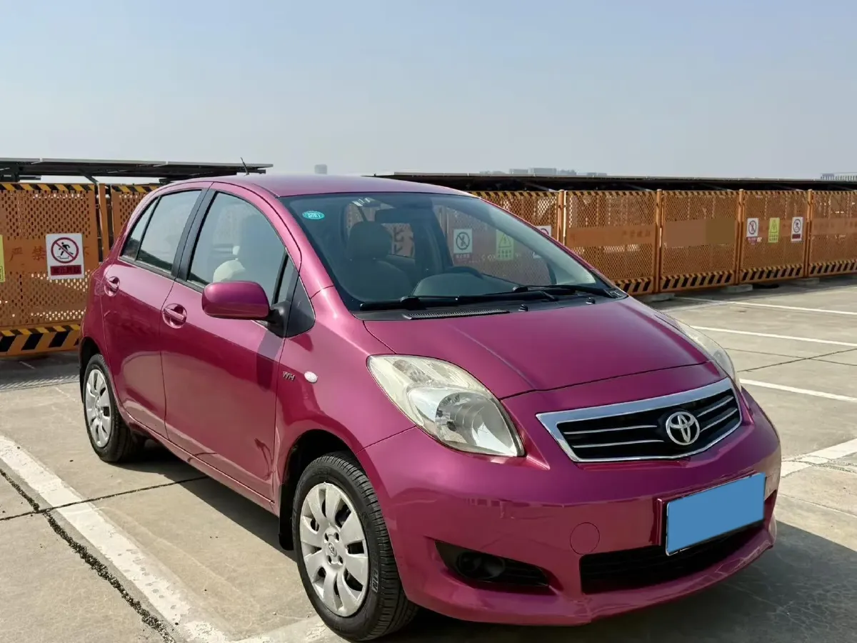 2011 Toyota Yaris 1.6L 118HP L4 4AT,autocango,china used car exporter,china ev exporter,chinese used car exporter,chinese used ev exporter
