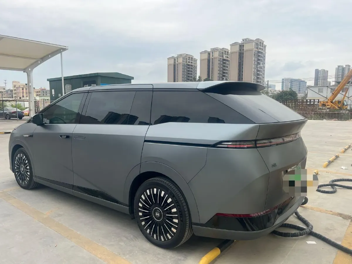 2025 Xpeng X9 BEV,autocango,china used car exporter,china ev exporter,chinese used car exporter,chinese used ev exporter