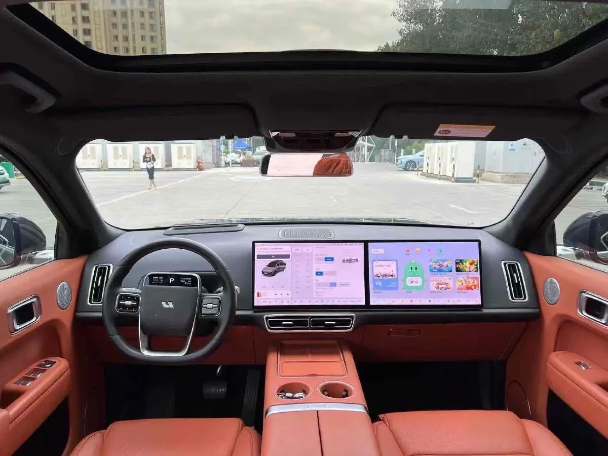 2024 Volvo S60 2.0T 197HP L4 7DCT,autocango,china used car exporter,china ev exporter,chinese used car exporter,chinese used ev exporter