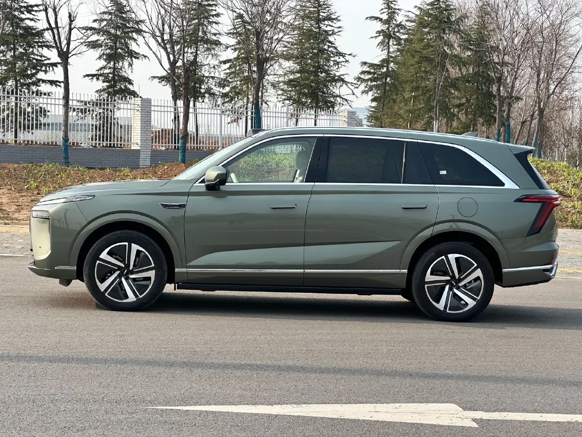 2025 WEY BlueMountain 1.5T 170HP L4 4DHT PHEV 44.5KWH,autocango,china used car exporter,china ev exporter,chinese used car exporter,chinese used ev exporter
