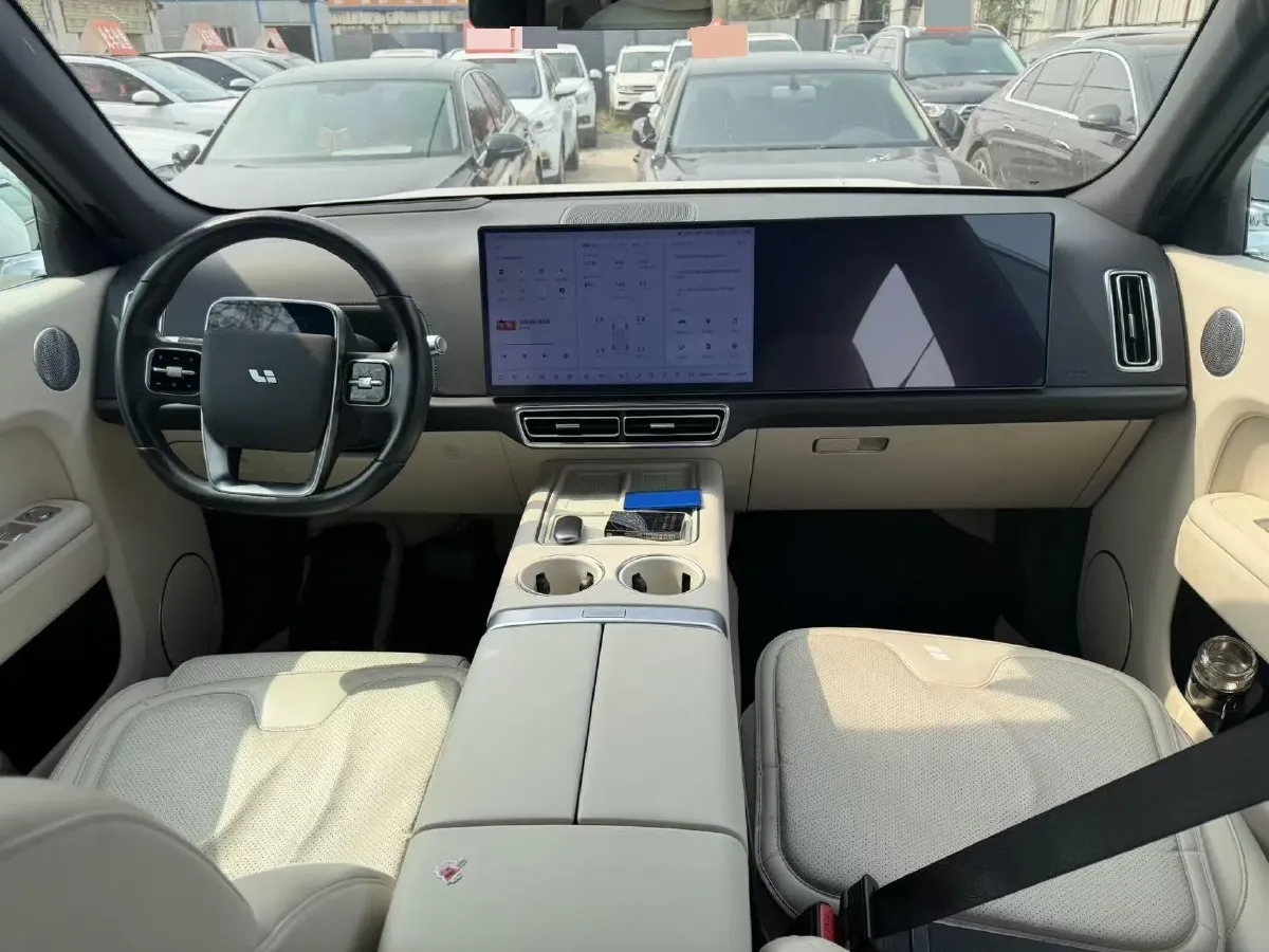 2023 Li L7 Range Extended 154HP REEV 40.9KWH,autocango,china used car exporter,china ev exporter,chinese used car exporter,chinese used ev exporter
