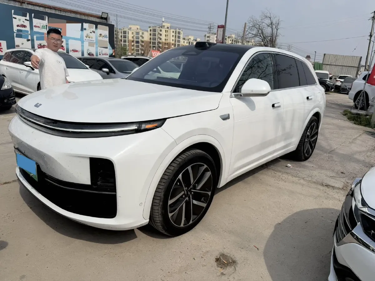 2023 Li L7 Range Extended 154HP REEV 40.9KWH,autocango,china used car exporter,china ev exporter,chinese used car exporter,chinese used ev exporter