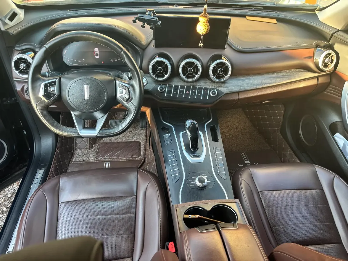 2020 WEY VV7 2.0T 227HP L4 7DCT,autocango,china used car exporter,china ev exporter,chinese used car exporter,chinese used ev exporter