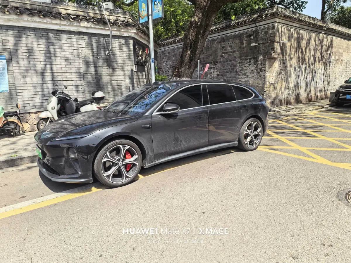 2024 NIO ET5T BEV 75KWH,autocango,china used car exporter,china ev exporter,chinese used car exporter,chinese used ev exporter