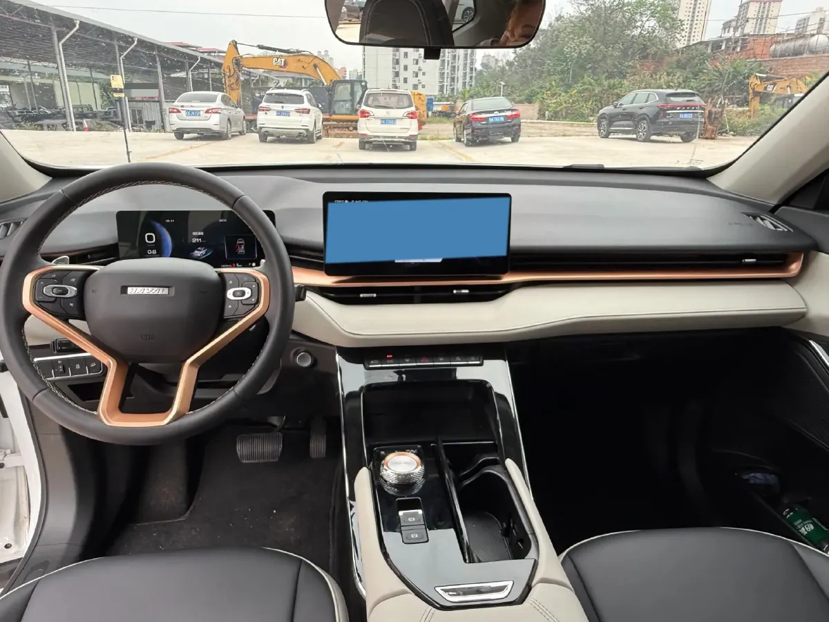 2022 Haval H6 1.5T 184HP L4 7DCT,autocango,china used car exporter,china ev exporter,chinese used car exporter,chinese used ev exporter