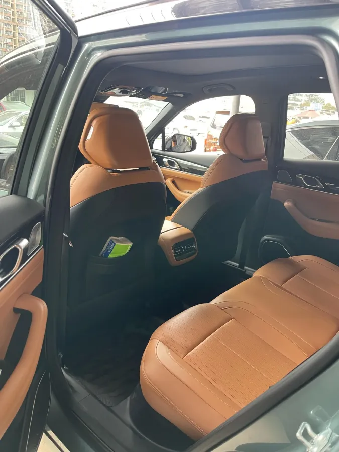 2025 Geely StarRay 1.5T 181HP L4 7DCT,autocango,china used car exporter,china ev exporter,chinese used car exporter,chinese used ev exporter