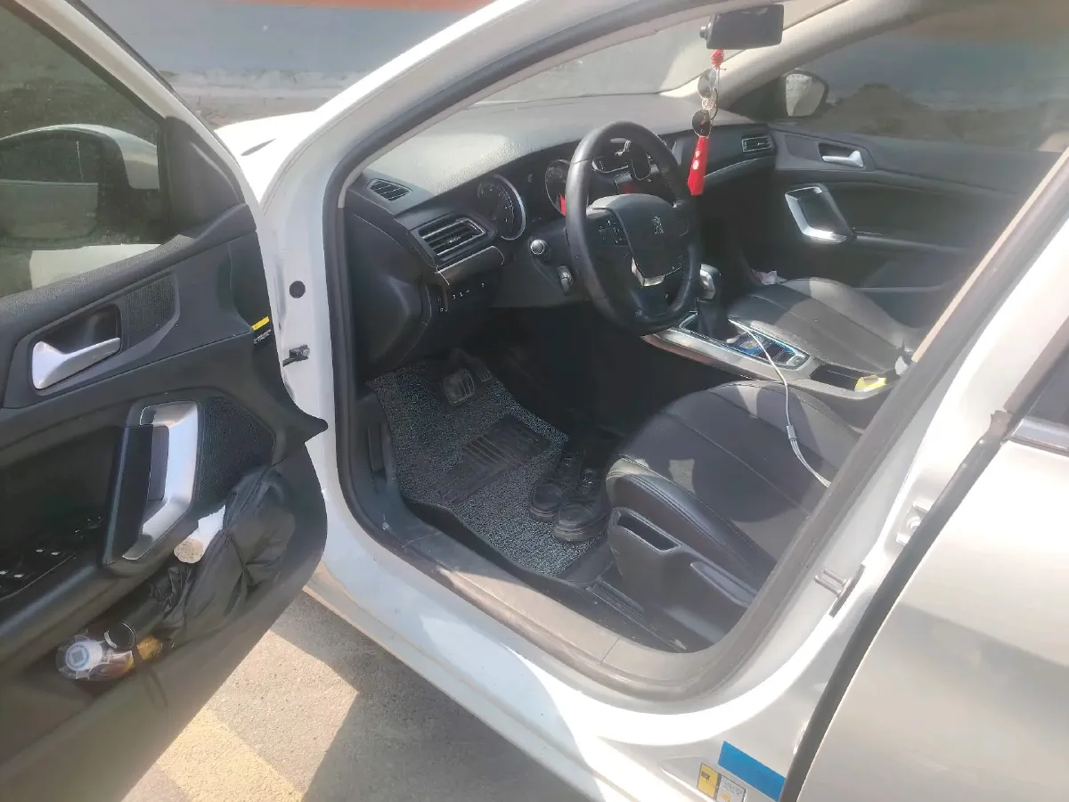 2024 AITO AITO M7 1.5T 152HP L4 REEV 40KWH,autocango,china used car exporter,china ev exporter,chinese used car exporter,chinese used ev exporter