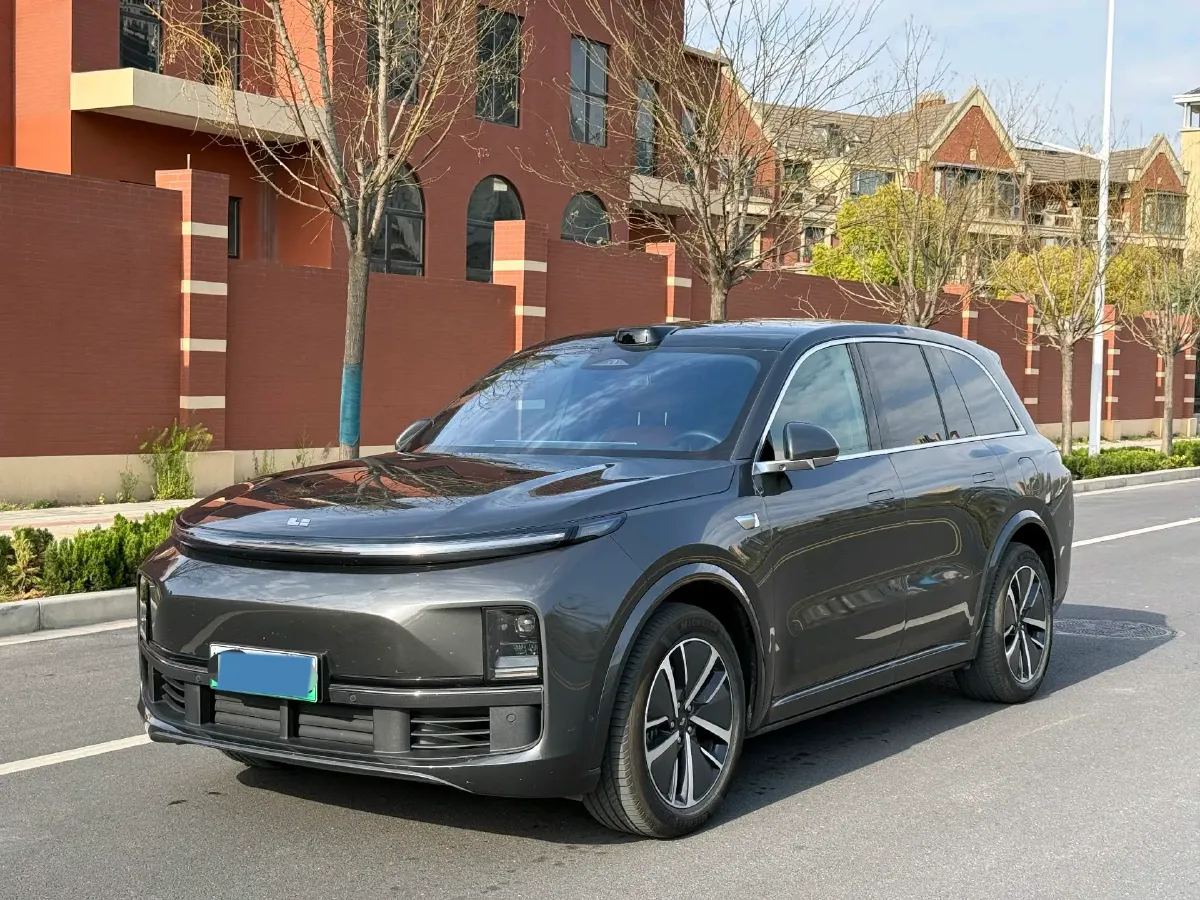 2024 Toyota Granvia 2.5L 189HP L4 E-CVT Hybrid,autocango,china used car exporter,china ev exporter,chinese used car exporter,chinese used ev exporter