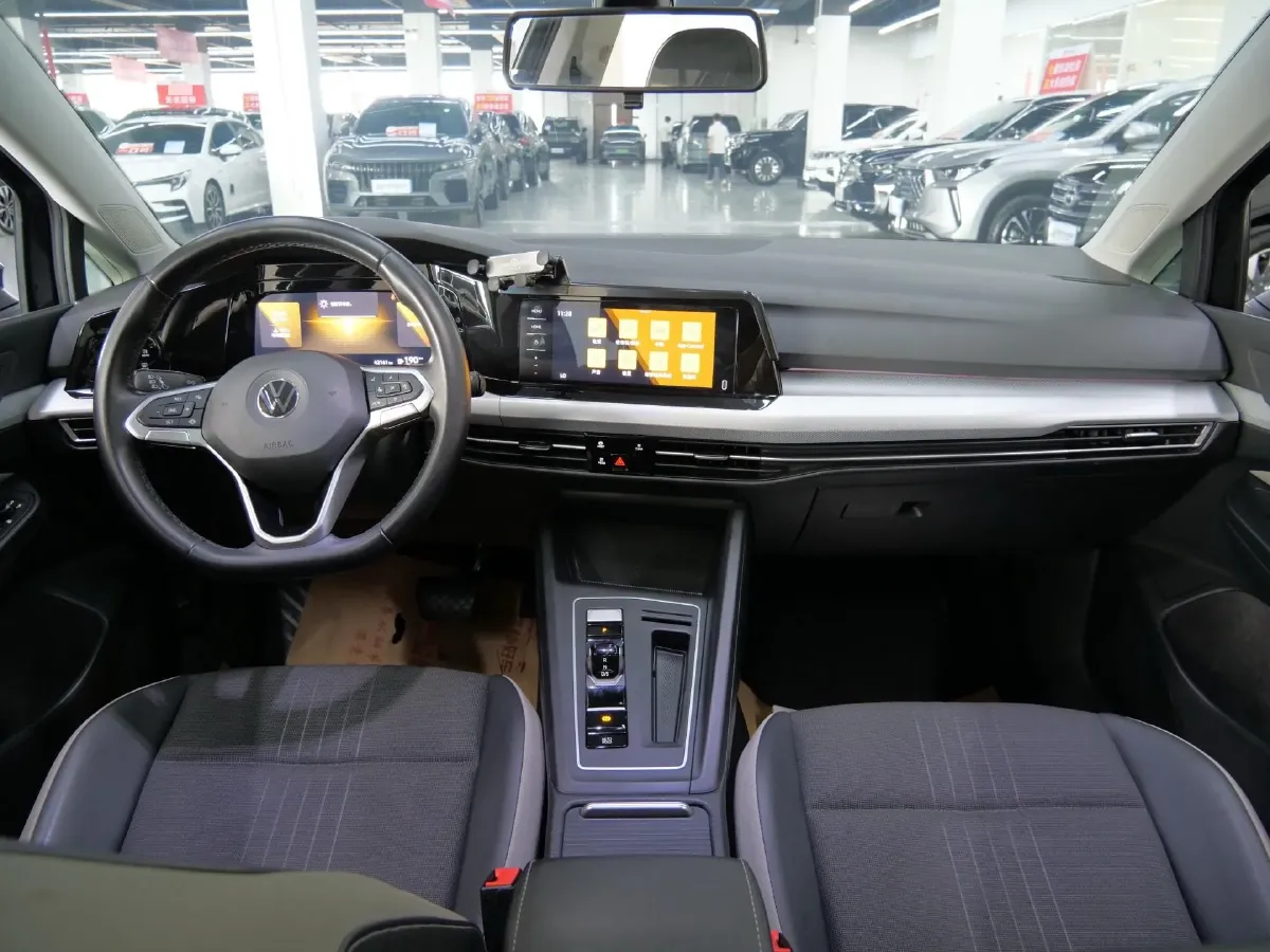 2021 Volkswagen Golf 1.4T 150HP L4 7DCT,autocango,china used car exporter,china ev exporter,chinese used car exporter,chinese used ev exporter