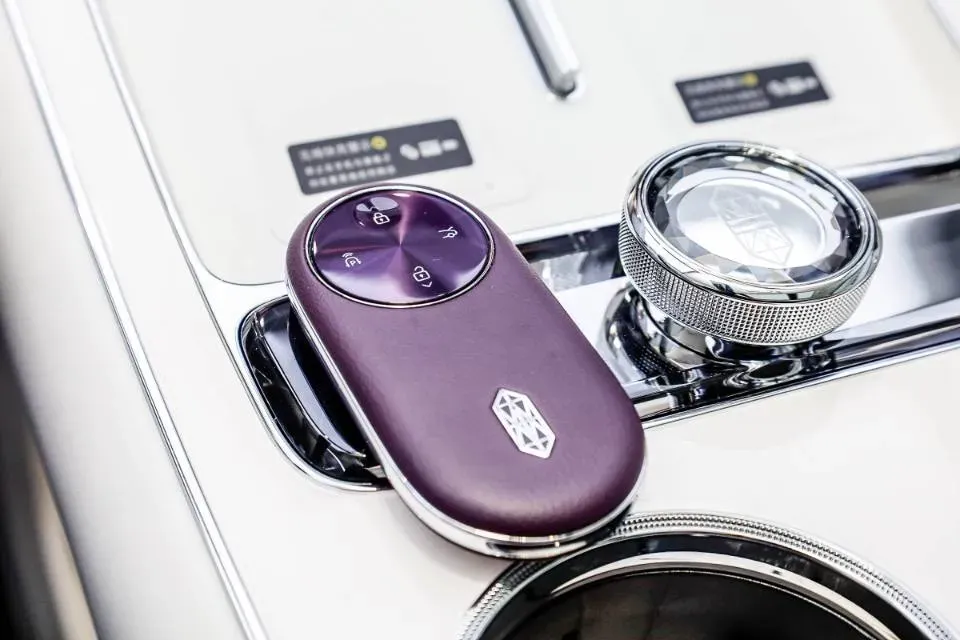 2025 HIMA S800 BEV 97KWH,autocango,china used car exporter,china ev exporter,chinese used car exporter,chinese used ev exporter