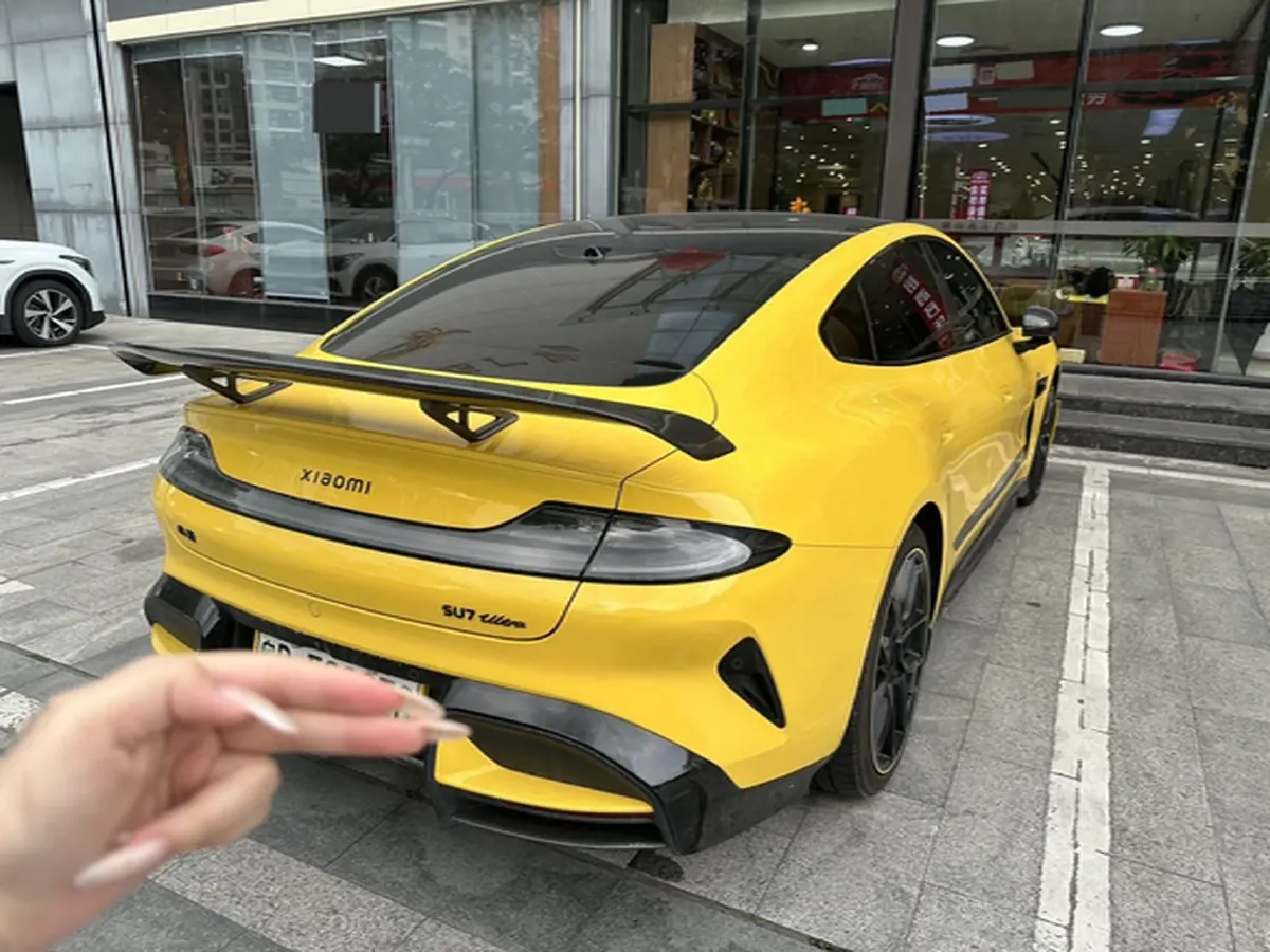 2025 MI SU7 Ultra BEV 93.7KWH,autocango,china used car exporter,china ev exporter,chinese used car exporter,chinese used ev exporter