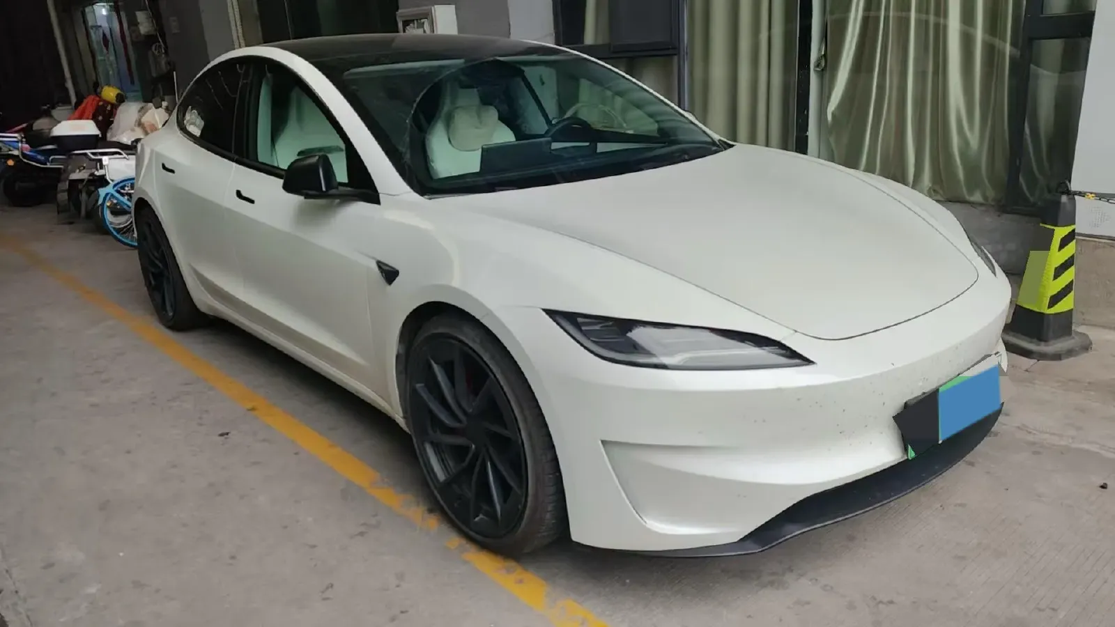 2024 Audi Q3 2.0T 220HP L4 7DCT,autocango,china used car exporter,china ev exporter,chinese used car exporter,chinese used ev exporter