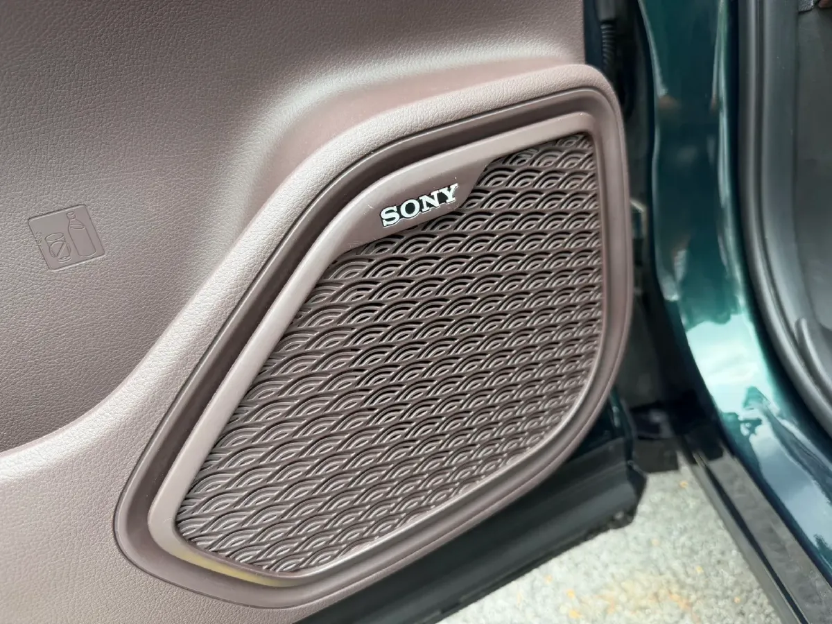 2022 Chery Tiggo 8 PRO 1.6T 197HP L4 7DCT,autocango,china used car exporter,china ev exporter,chinese used car exporter,chinese used ev exporter