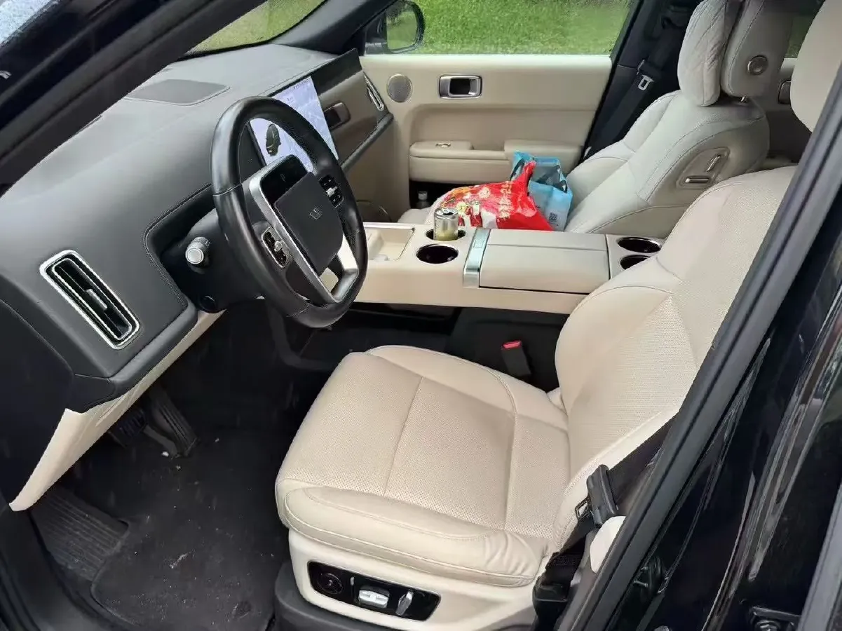 2022 Li L9 Range Extended 154HP REEV 42.6KWH,autocango,china used car exporter,china ev exporter,chinese used car exporter,chinese used ev exporter