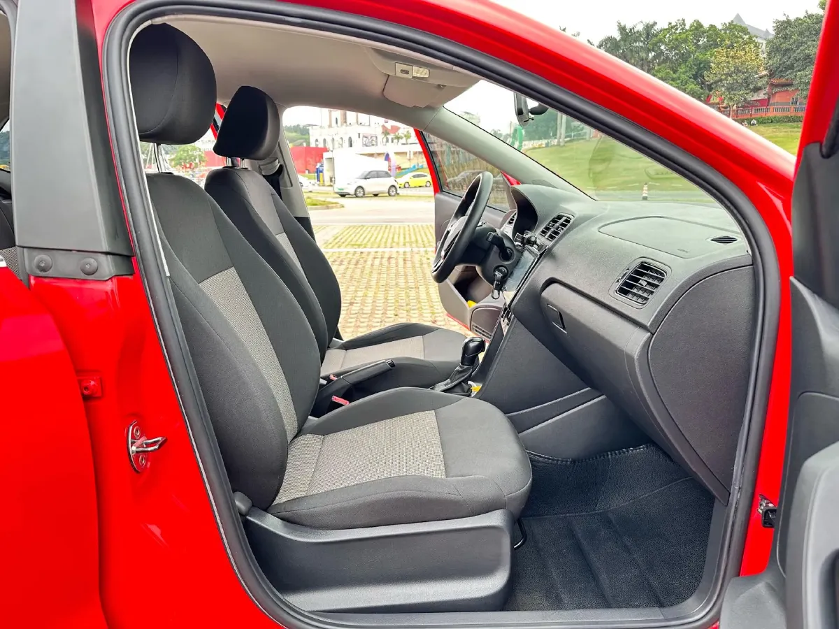 2016 Volkswagen Polo 1.4L 90HP L4 6AT,autocango,china used car exporter,china ev exporter,chinese used car exporter,chinese used ev exporter