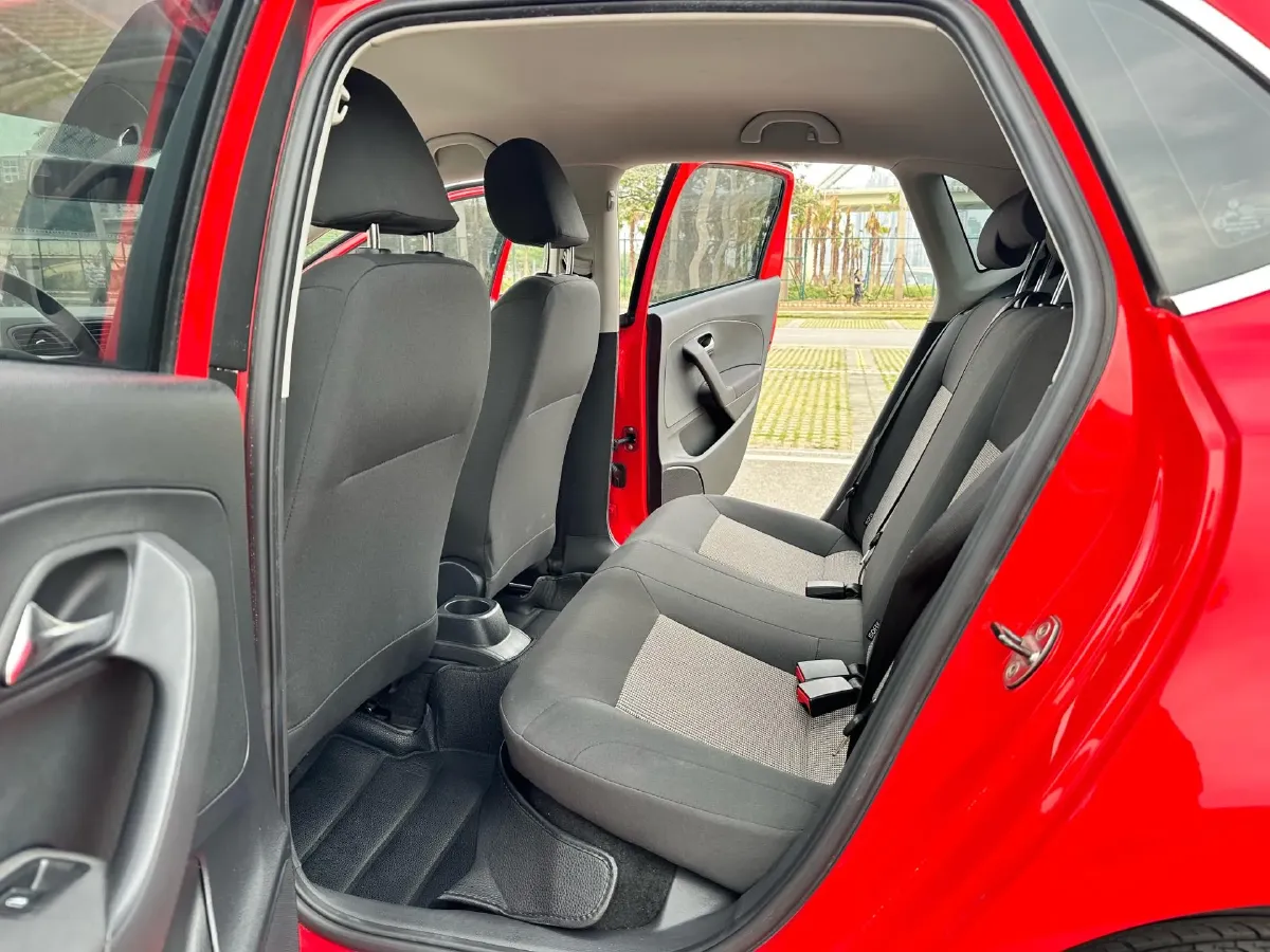 2016 Volkswagen Polo 1.4L 90HP L4 6AT,autocango,china used car exporter,china ev exporter,chinese used car exporter,chinese used ev exporter