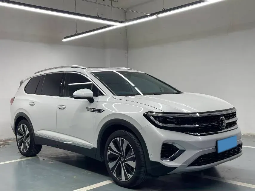 2022 Volkswagen Talagon 2.0T 220HP L4 7DCT,autocango,china used car exporter,china ev exporter,chinese used car exporter,chinese used ev exporter