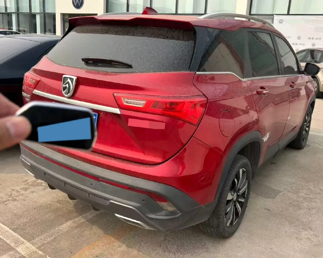 2018 BaoJun 530 1.5T 150HP L4 6DCT,autocango,china used car exporter,china ev exporter,chinese used car exporter,chinese used ev exporter