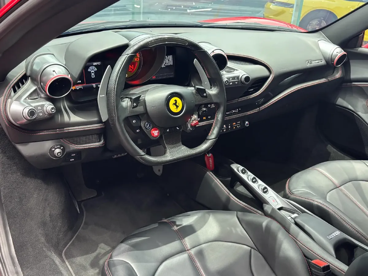 2019 Aston Martin DB11 5.2T 639HP V12 8AT,autocango,china used car exporter,china ev exporter,chinese used car exporter,chinese used ev exporter