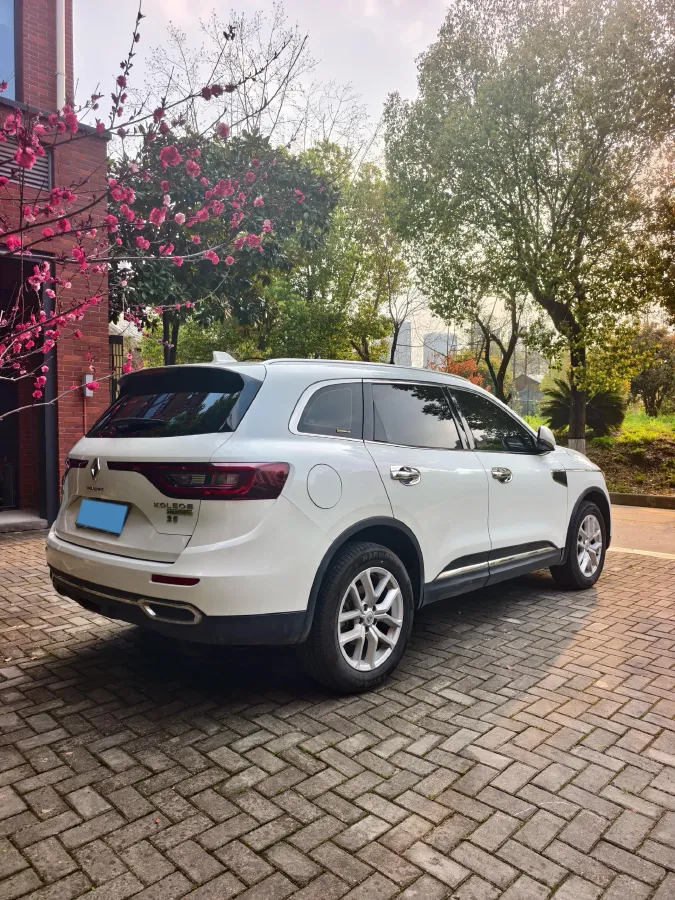 2017 Renault Koleos 2.5L 186HP L4 CVT,autocango,china used car exporter,china ev exporter,chinese used car exporter,chinese used ev exporter