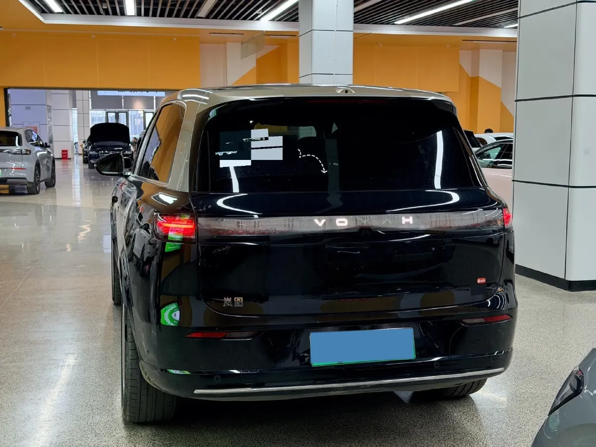 2026 Voyah 9L 1.5T 150HP L4 PHEV,autocango,china used car exporter,china ev exporter,chinese used car exporter,chinese used ev exporter