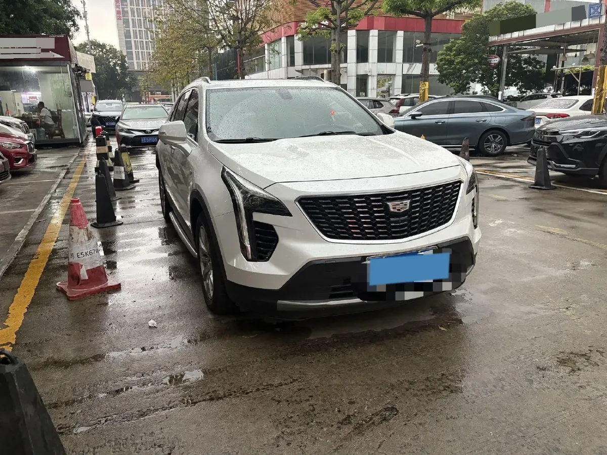 2020 Cadillac XT4 2.0T 241HP L4 9AT,autocango,china used car exporter,china ev exporter,chinese used car exporter,chinese used ev exporter