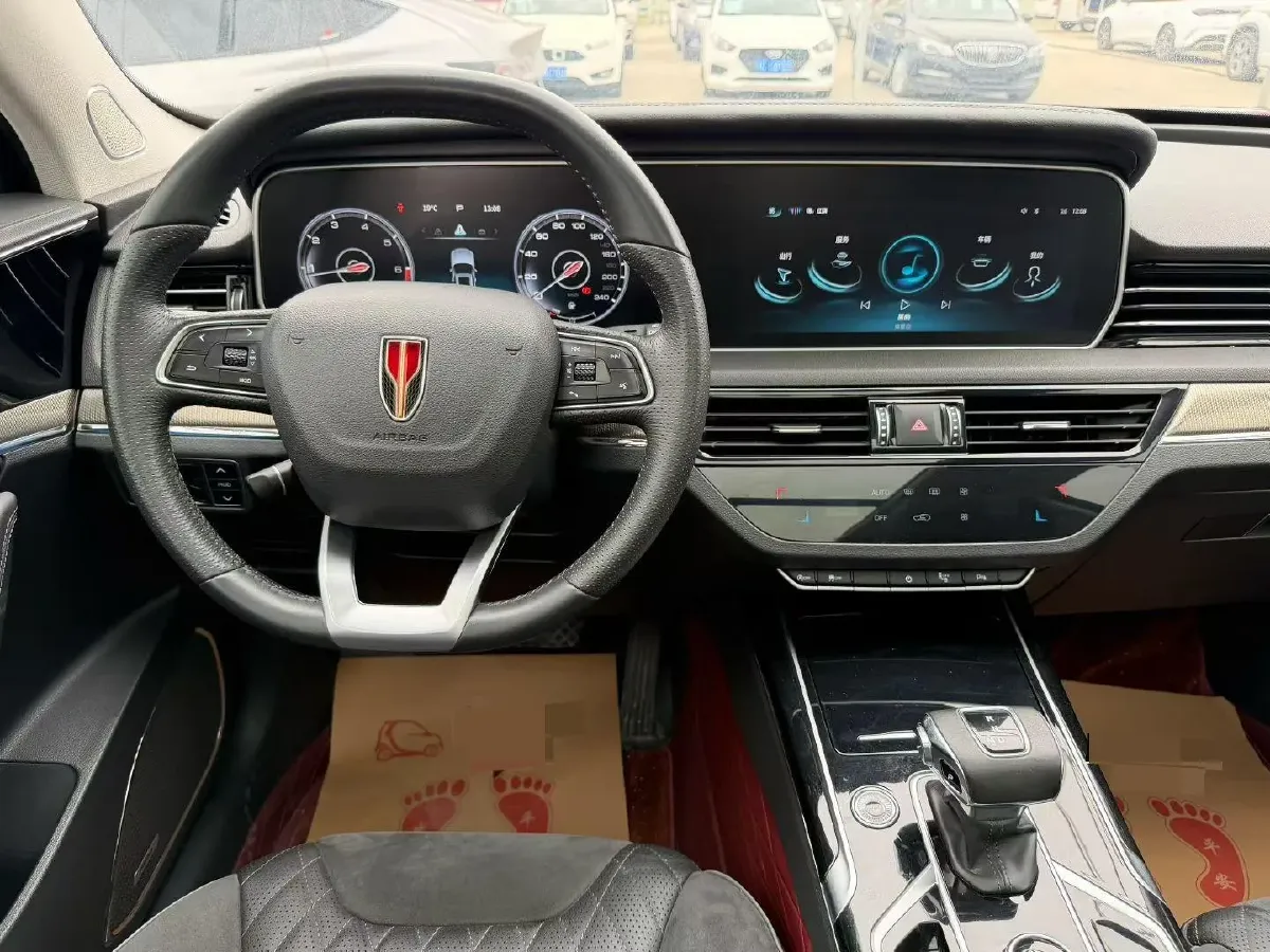2022 HongQi HS5 2.0T 224HP L4 6AT,autocango,china used car exporter,china ev exporter,chinese used car exporter,chinese used ev exporter