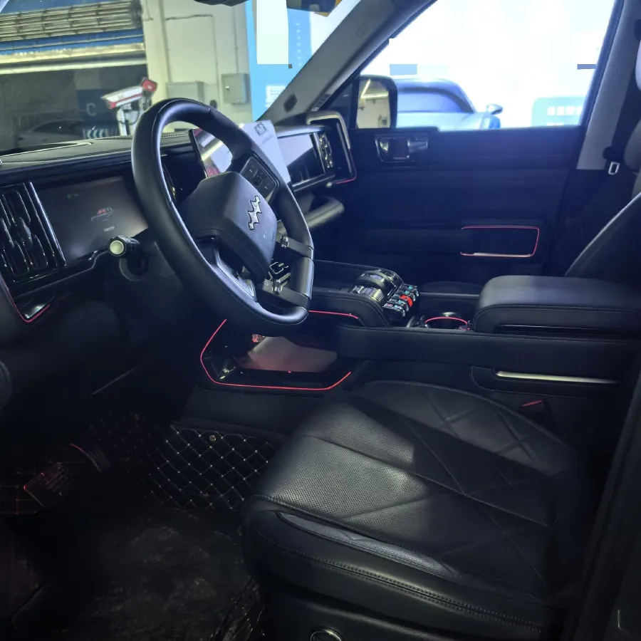 2025 FangChengBao Bao 5 1.5T 194HP L4 E-CVT PHEV 31.8KWH,autocango,china used car exporter,china ev exporter,chinese used car exporter,chinese used ev exporter