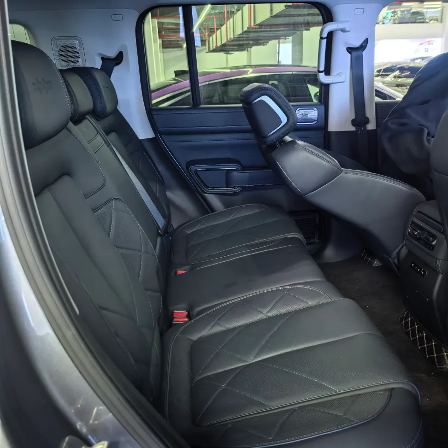 2025 FangChengBao Bao 5 1.5T 194HP L4 E-CVT PHEV 31.8KWH,autocango,china used car exporter,china ev exporter,chinese used car exporter,chinese used ev exporter