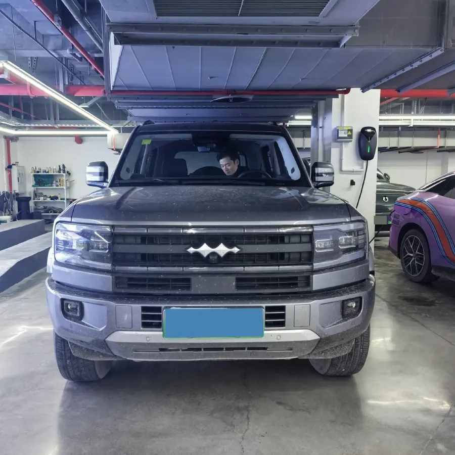 2025 FangChengBao Bao 5 1.5T 194HP L4 E-CVT PHEV 31.8KWH,autocango,china used car exporter,china ev exporter,chinese used car exporter,chinese used ev exporter